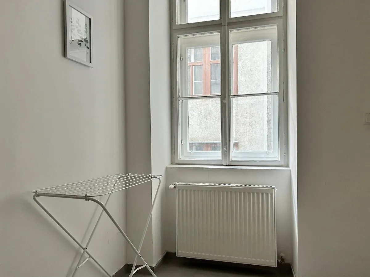 Sunny & Calm Long Term Apartment - Free Parking Viena