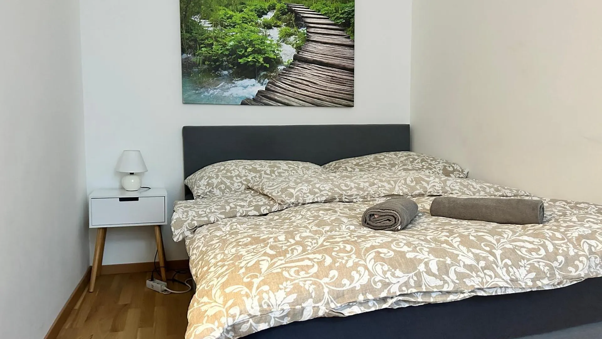 Sunny & Calm Long Term Apartment - Free Parking Viyana