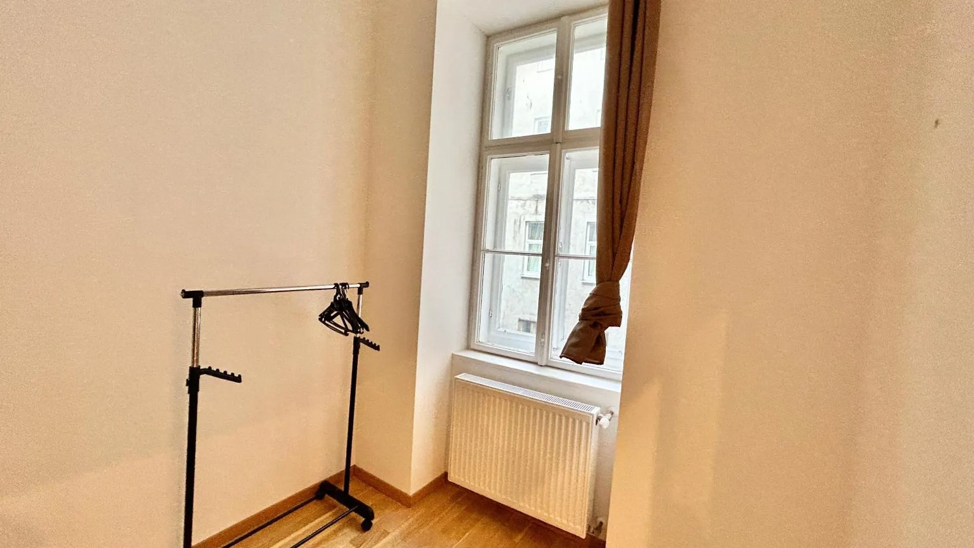 Sunny & Calm Long Term Apartment - Free Parking Viyana
